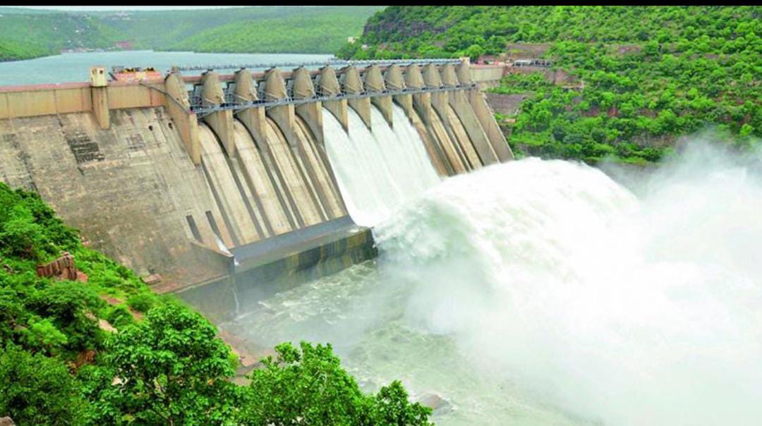 శ్రీశైలం ప్రాజెక్టు తాజా నీటిమట్టం: 883.9 అడుగులు, పూర్తి నిల్వకు చేరువలో